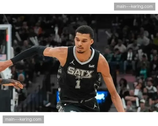 文班亚马两战轰33分仍遭淘汰,国际球星闪耀全明星舞台 文班亚马两战轰33分仍遭淘汰,国际球星闪耀全明星舞台