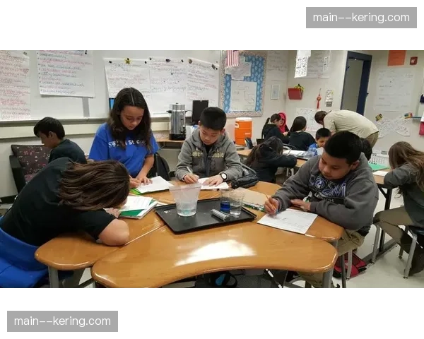 英国游泳队移师西班牙高海拔训练营,进行为期三周的封闭集训 英国游泳队移师西班牙高海拔训练营,进行为期三周的封闭集训